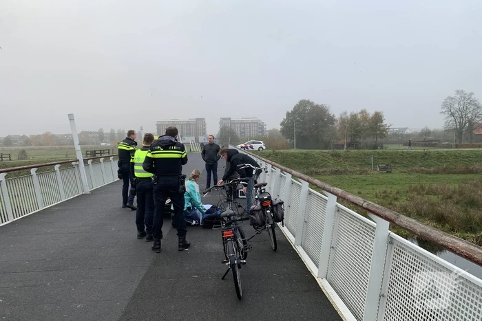 LF ietser gewond bij valpartij op brug