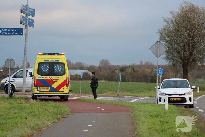 Automobilist en fietser in botsing