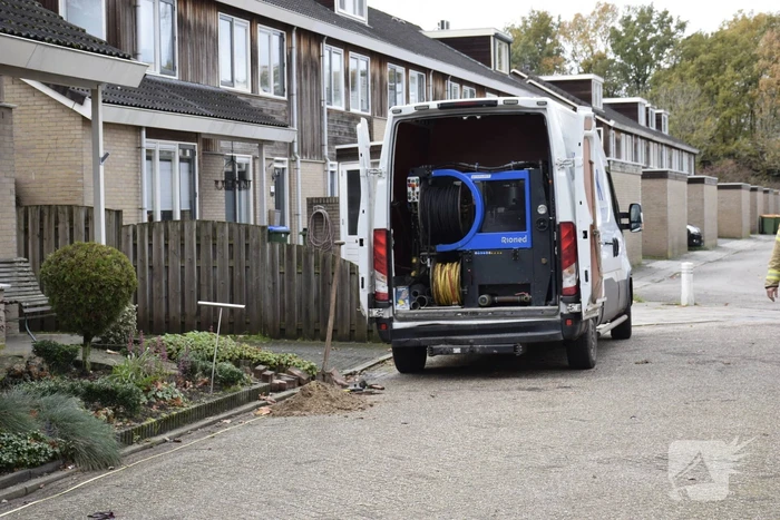 Riool verstopping zorgt voor gaslekkage