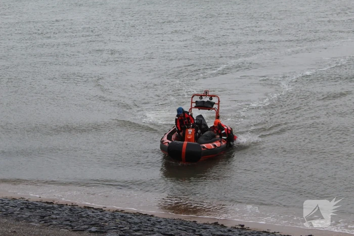 Vrouw uit het water gehaald
