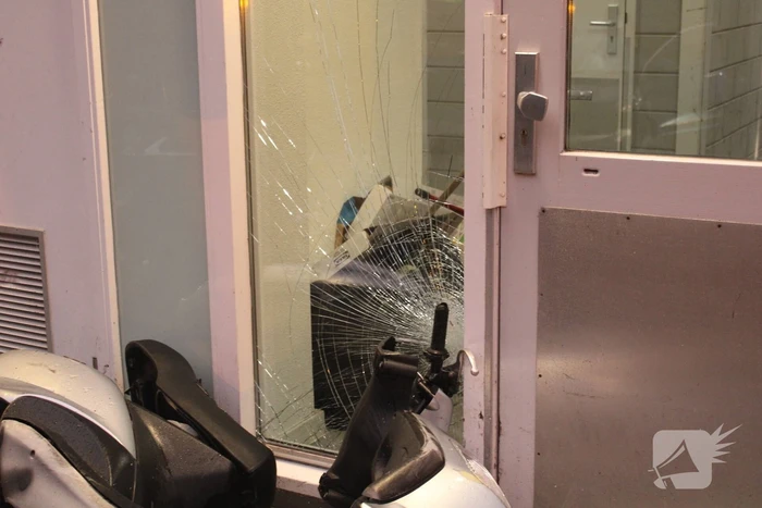 Enorme chaos na ongeval met meerdere voertuigen