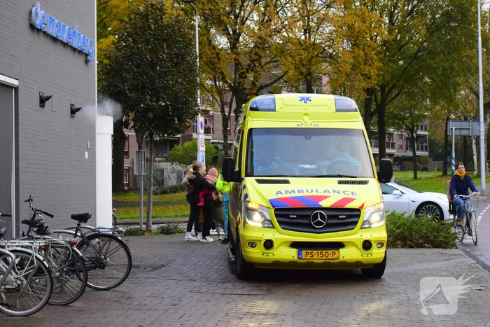 Drie kinderen in bakfiets gewond bij botsing