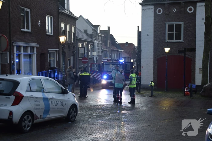 Traumahelikopter ingezet bij brand in slaapkamer