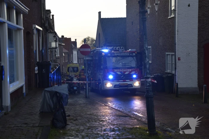 Traumahelikopter ingezet bij brand in slaapkamer