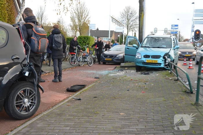 Veel schade bij kop-staart aanrijding
