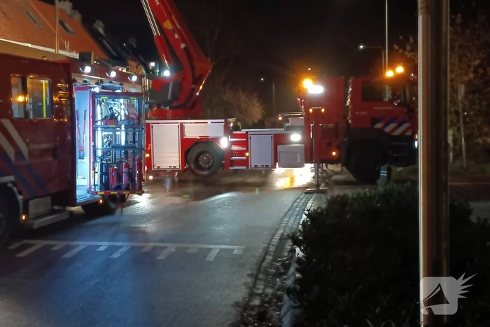 Flinke rookontwikkeling bij dakbrand