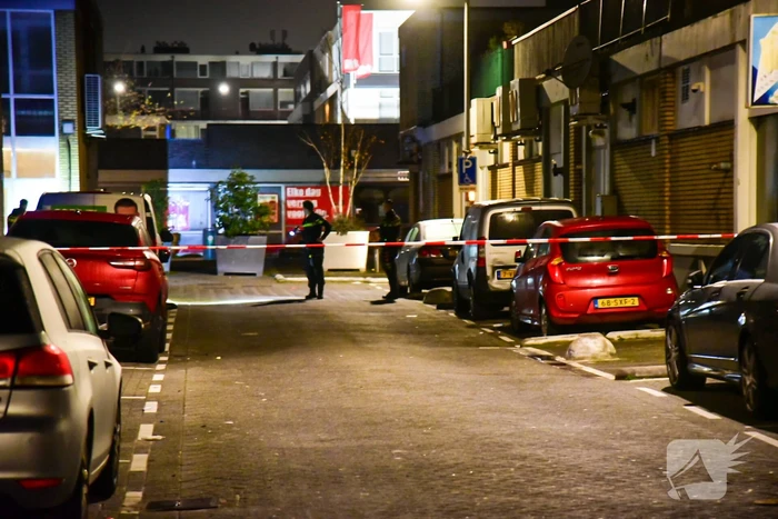 Man zwaargewond bij schietpartij naast cafe