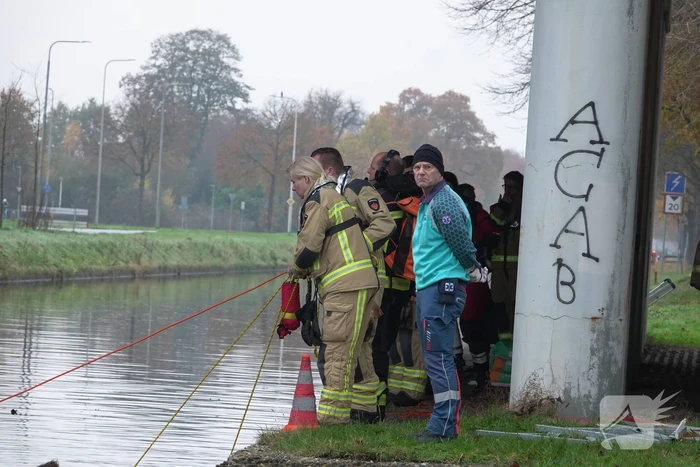 Grote zoekactie na melding persoon te water
