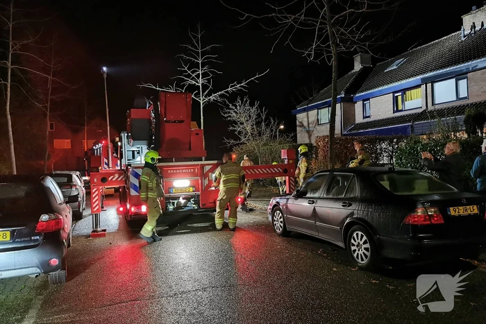 Brand in schoorsteen van woning
