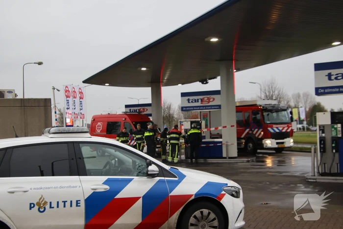 Brandstoflekkage bij tankstation