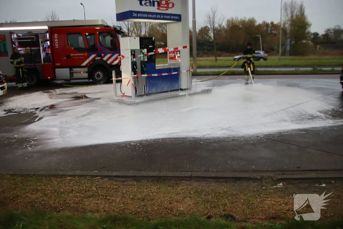 Brandstoflekkage bij tankstation
