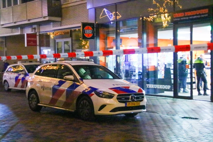 Gewapende overval op winkelpand