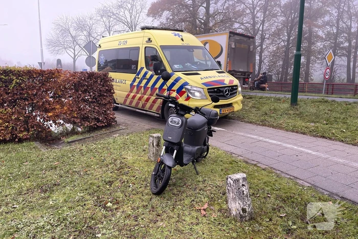 Scooterrijdster gewond na val
