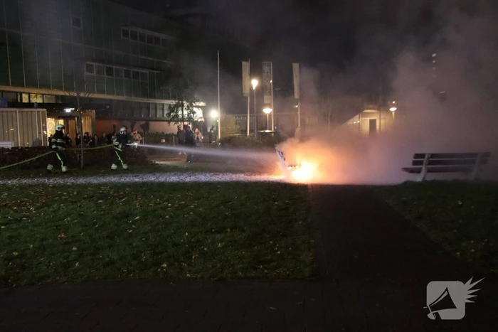 Gasfles ontploft en vliegt in brand