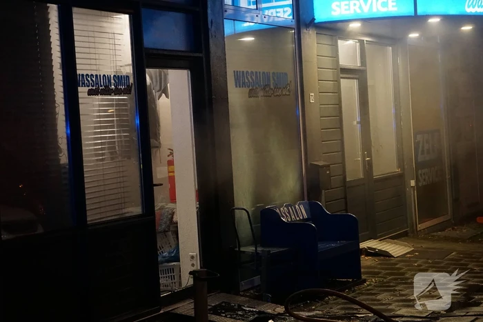 Veel rookontwikkeling bij brand in wasserette