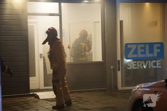 Veel rookontwikkeling bij brand in wasserette