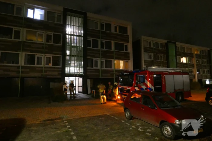 Brandweer verricht metingen naar gaslucht
