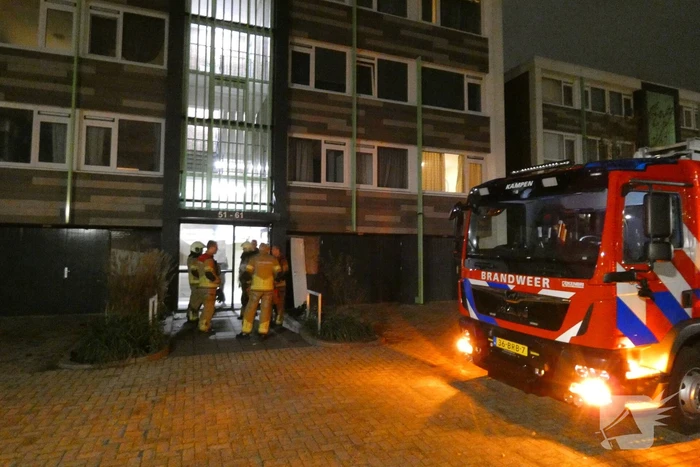 Brandweer verricht metingen naar gaslucht