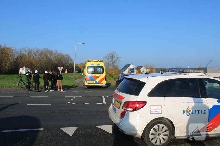 Fietser gewond bij botsing met auto