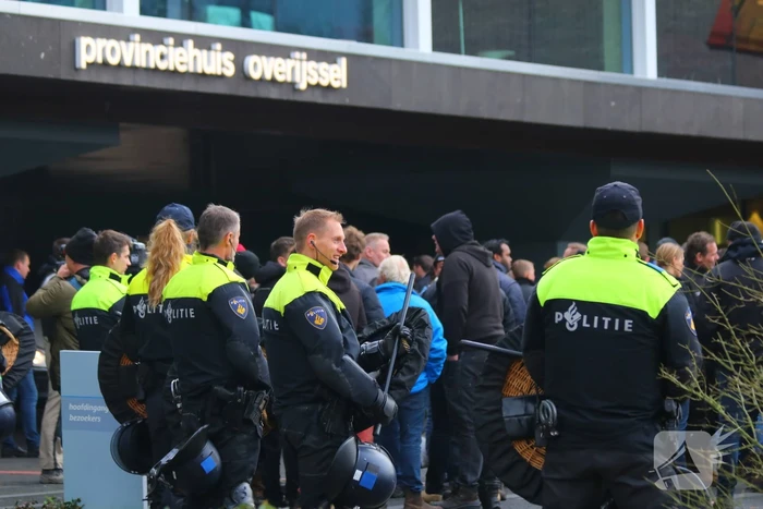 Meerdere actievoerders opgepakt bij boerenprotest