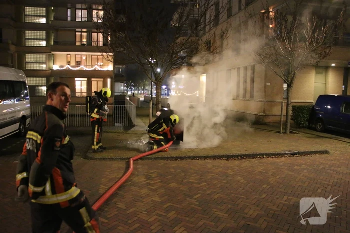 Ondergrondse container vermoedelijk in brand gestoken