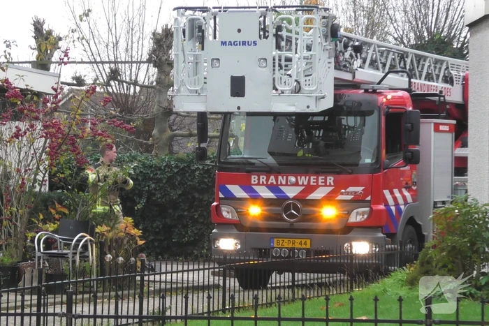 Brand in schoorsteen hoekwoning
