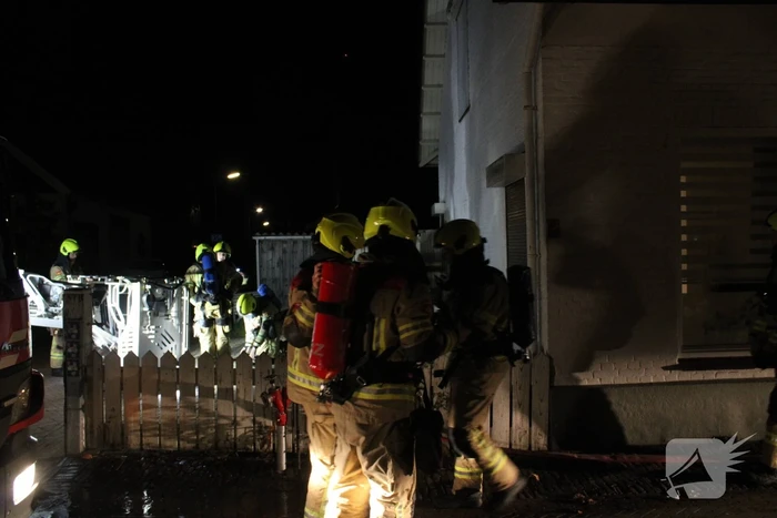 Schoorsteenbrand snel onder controle