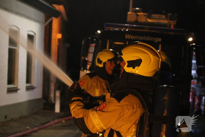 Schoorsteenbrand snel onder controle