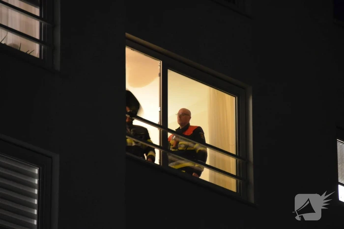Flatwoning beschadigd door vuurwerk