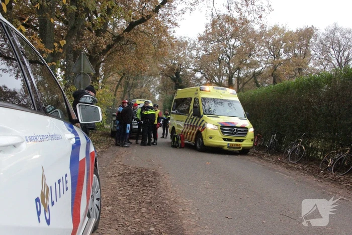 Wielrenner ernstig gewond na val
