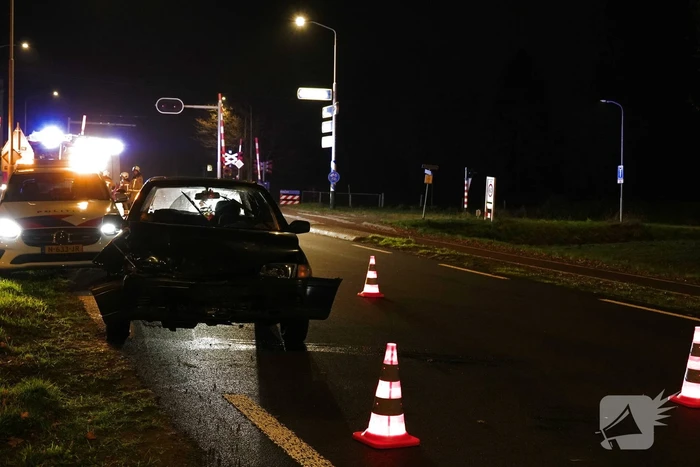 Veel schade na ongeval tussen twee voertuigen