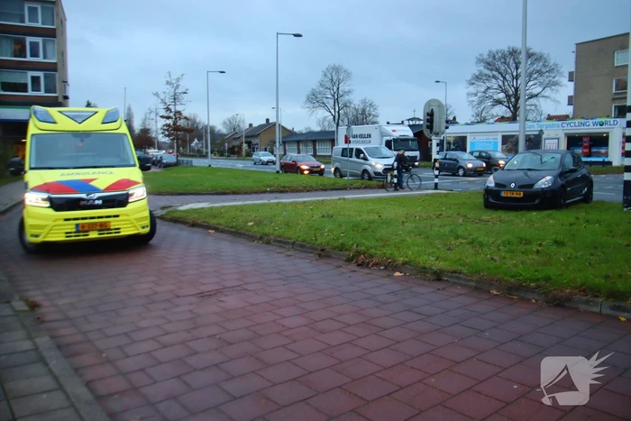 Fietser gewond bij botsing met personenwagen