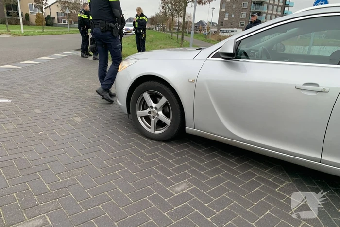 Overstekende fietser aangereden door auto