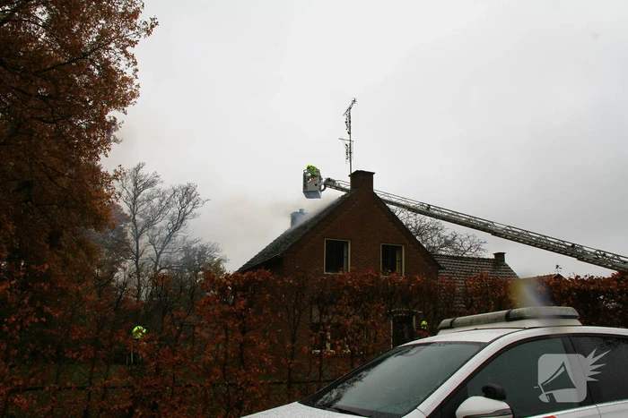 Veel rookontwikkeling door schoorsteenbrand