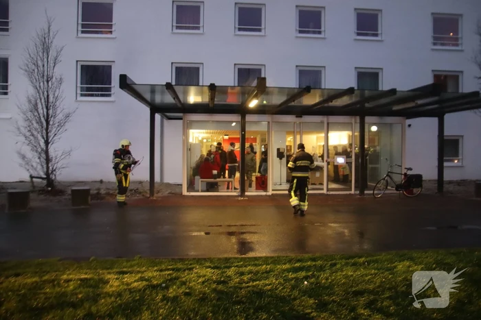 Flat deels ontruimd na gaslucht