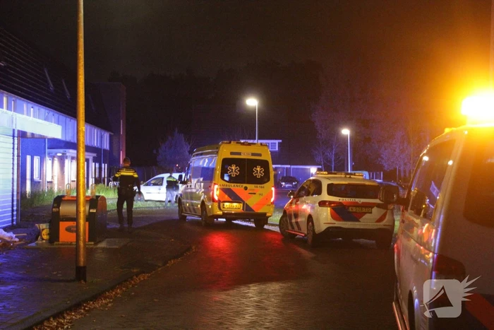 Traumahelikopter landt voor incident in woning, baby overleden