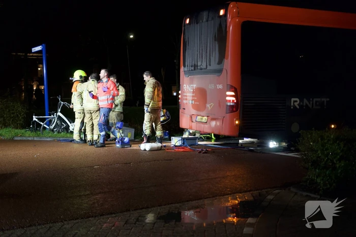 Kind zwaargewond bij aanrijding met lijnbus
