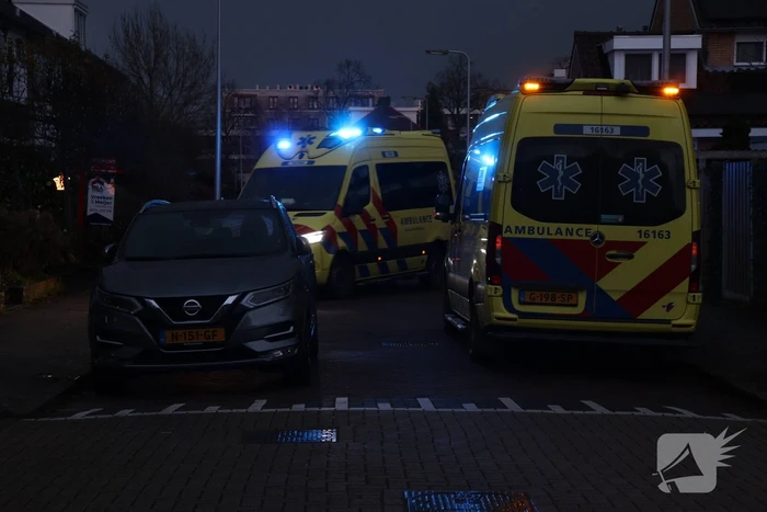 Traumahelikopter landt op grasveld