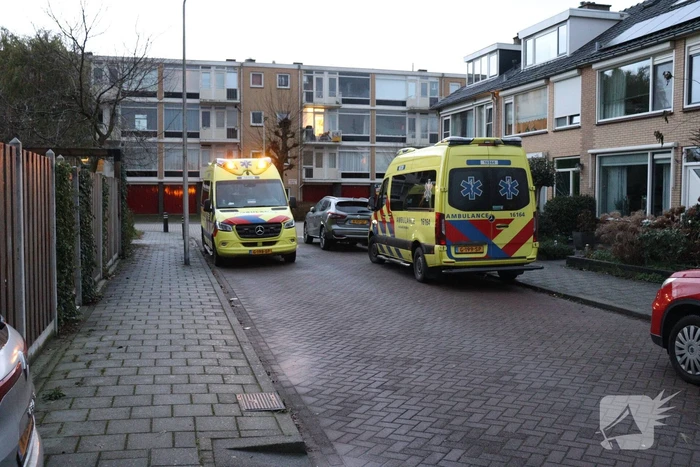 Traumahelikopter landt op grasveld