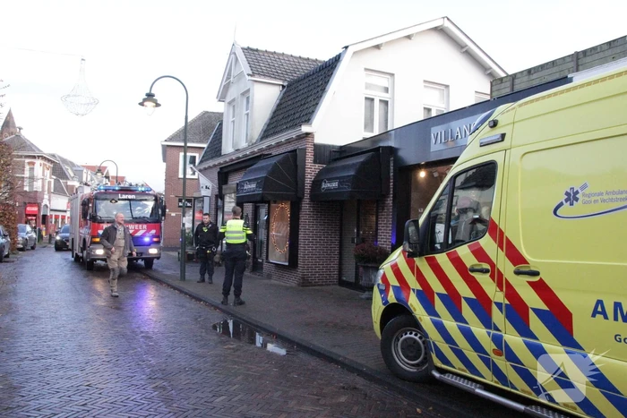 Kledingwinkel ontruimd, medewerker onwel