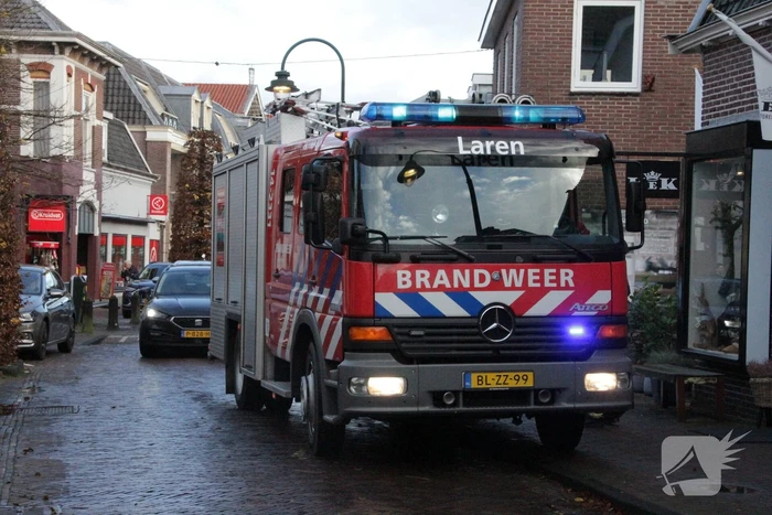 Kledingwinkel ontruimd, medewerker onwel
