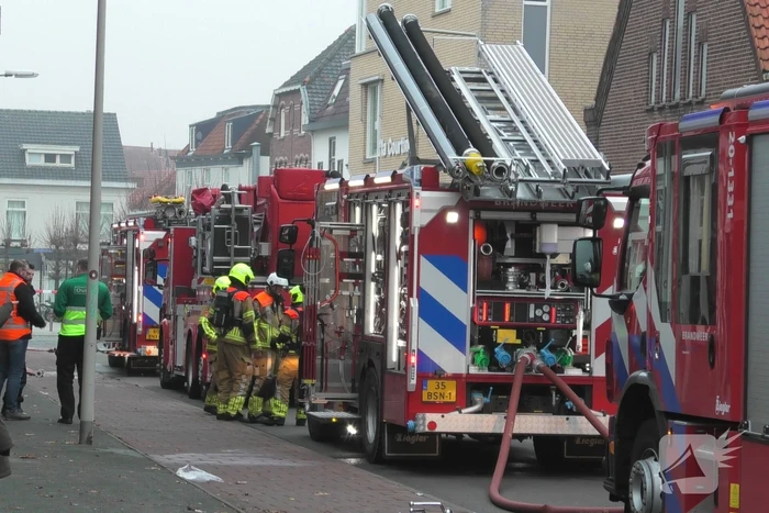 Gewonde bij grote brand in kerk