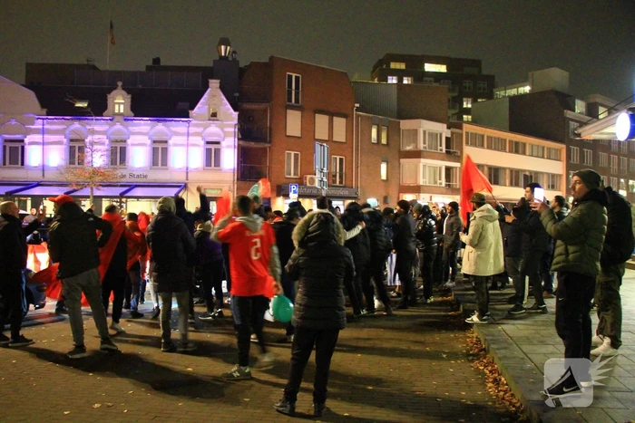 Veel feestvierders op straat na winst Marokko