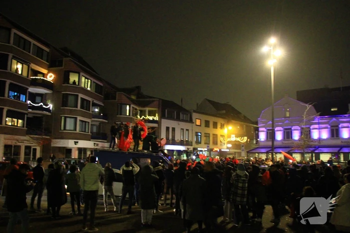 Veel feestvierders op straat na winst Marokko
