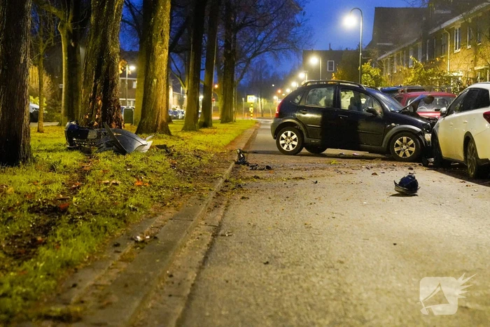 Bestuurder verliest macht over het stuur
