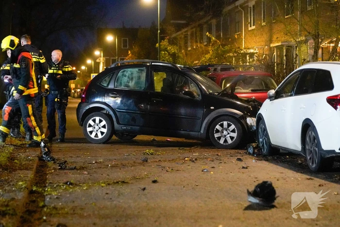 Bestuurder verliest macht over het stuur