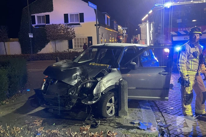 Gewonde bij ongeval tussen vrachtwagen en auto