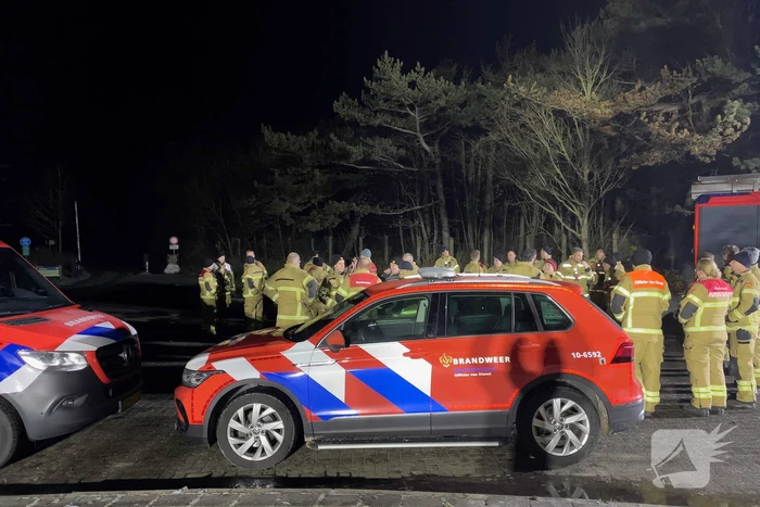 Grote brandweeroefening in duinen