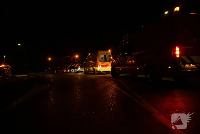 Overleden persoon uit rivier gehaald