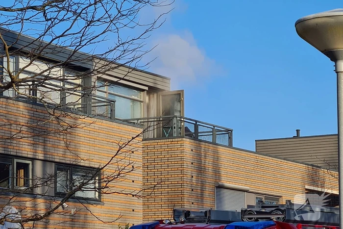 Veel rook bij brand in rijtjeswoning